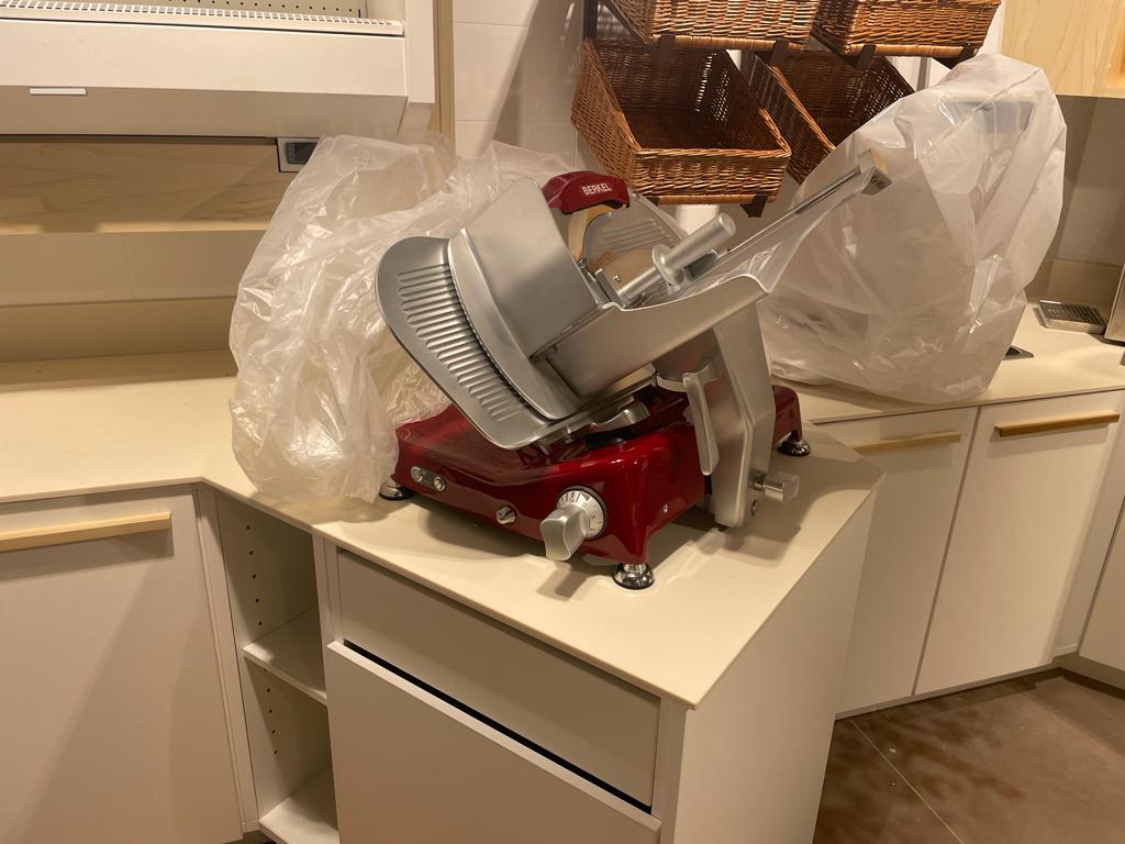 7683fea6-69a4-4edc-b500-cd82f5184b98