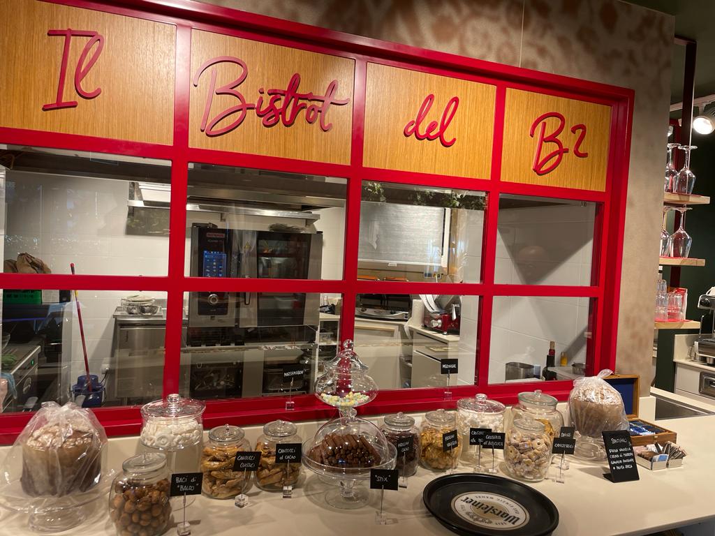 8f9f745e-b2b8-4d90-9546-009894fa461a